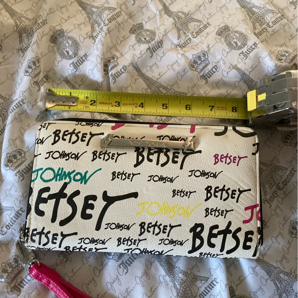 Betsey Johnson Zip Wristlet